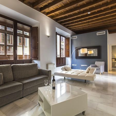 Elvira Suites Гранада Экстерьер фото