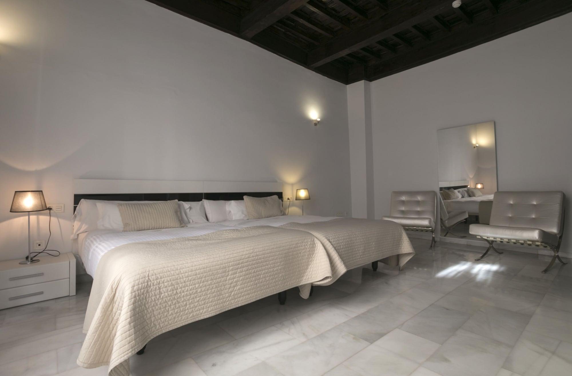 Elvira Suites Гранада Экстерьер фото