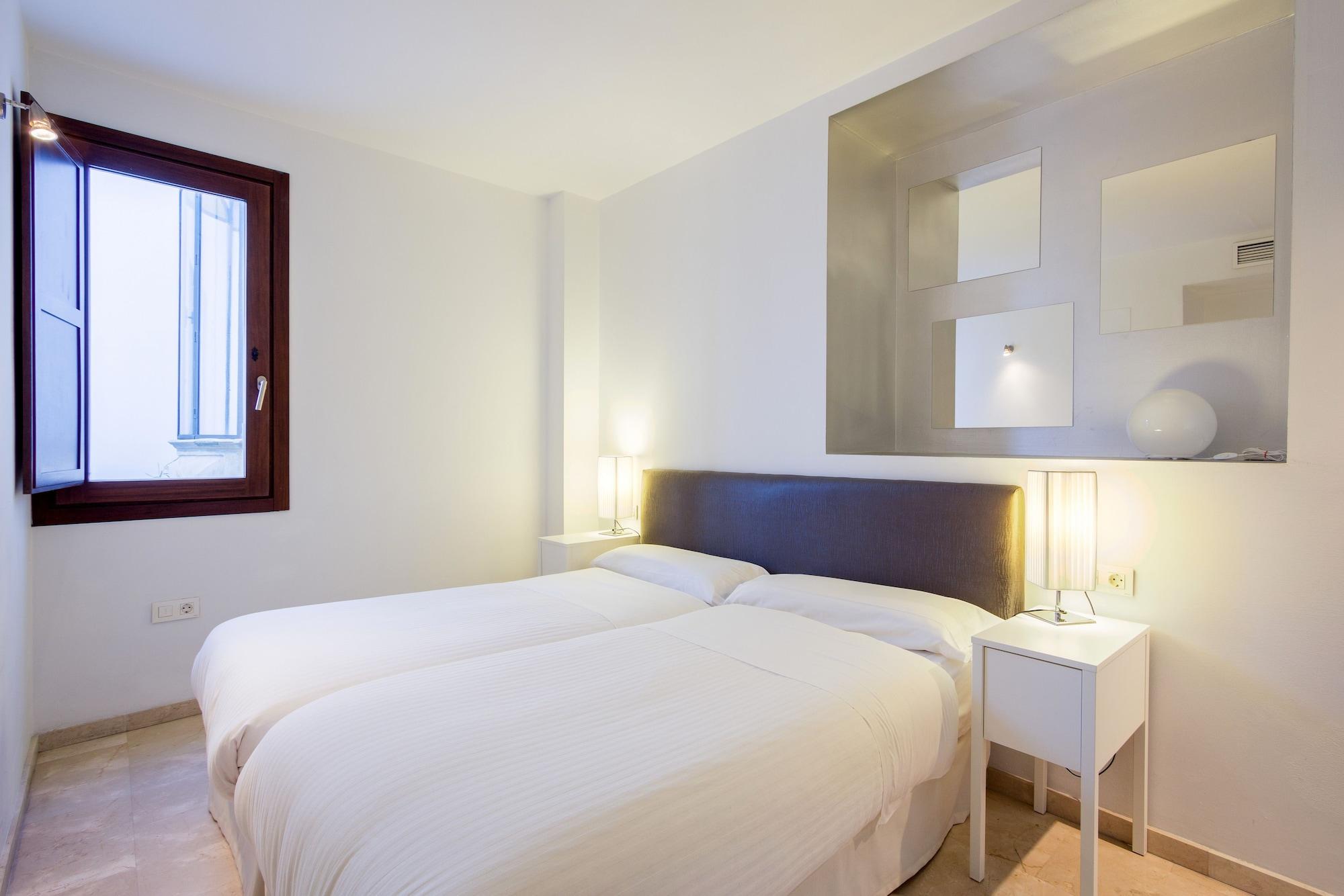 Elvira Suites Гранада Экстерьер фото