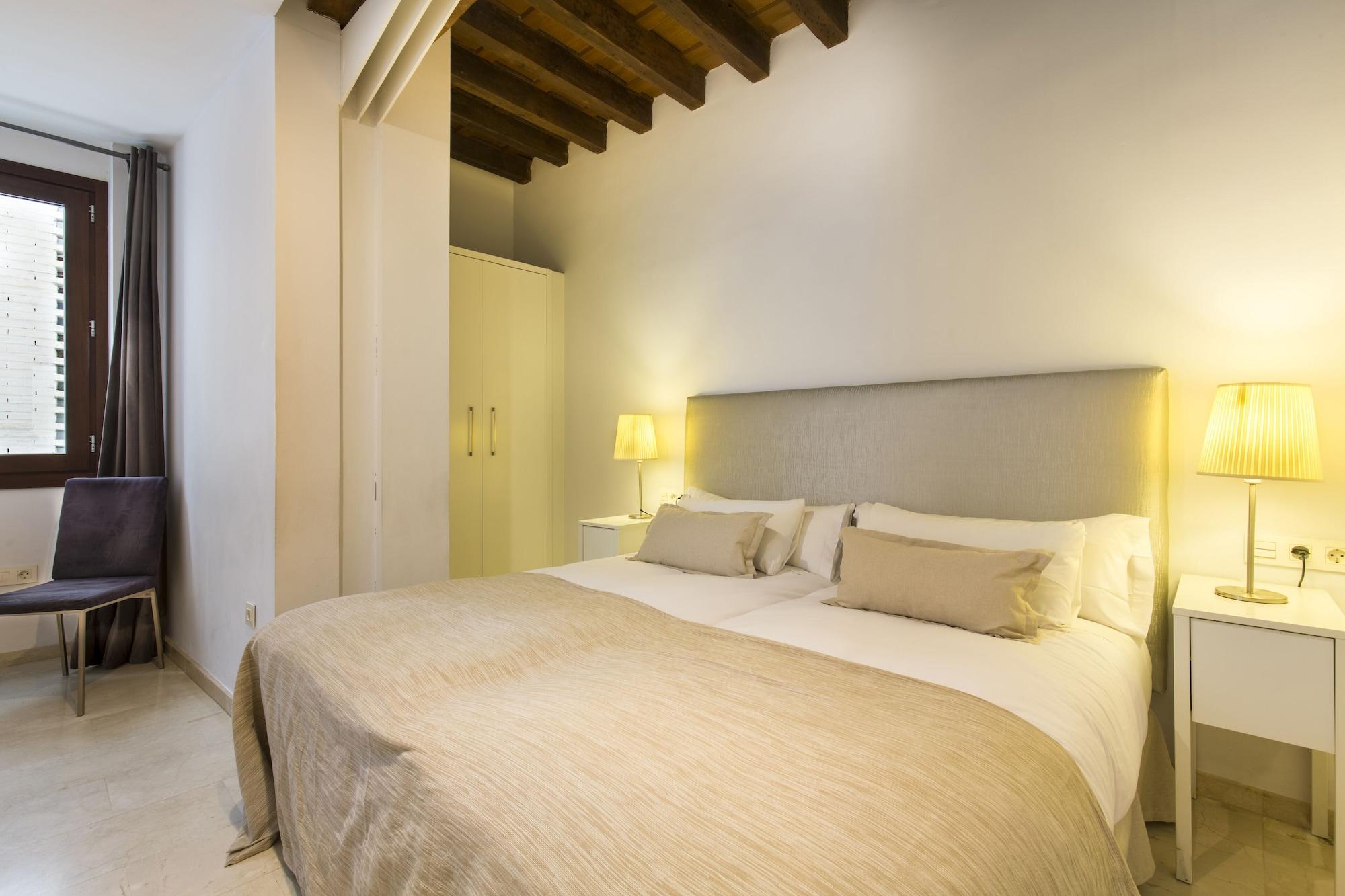 Elvira Suites Гранада Экстерьер фото