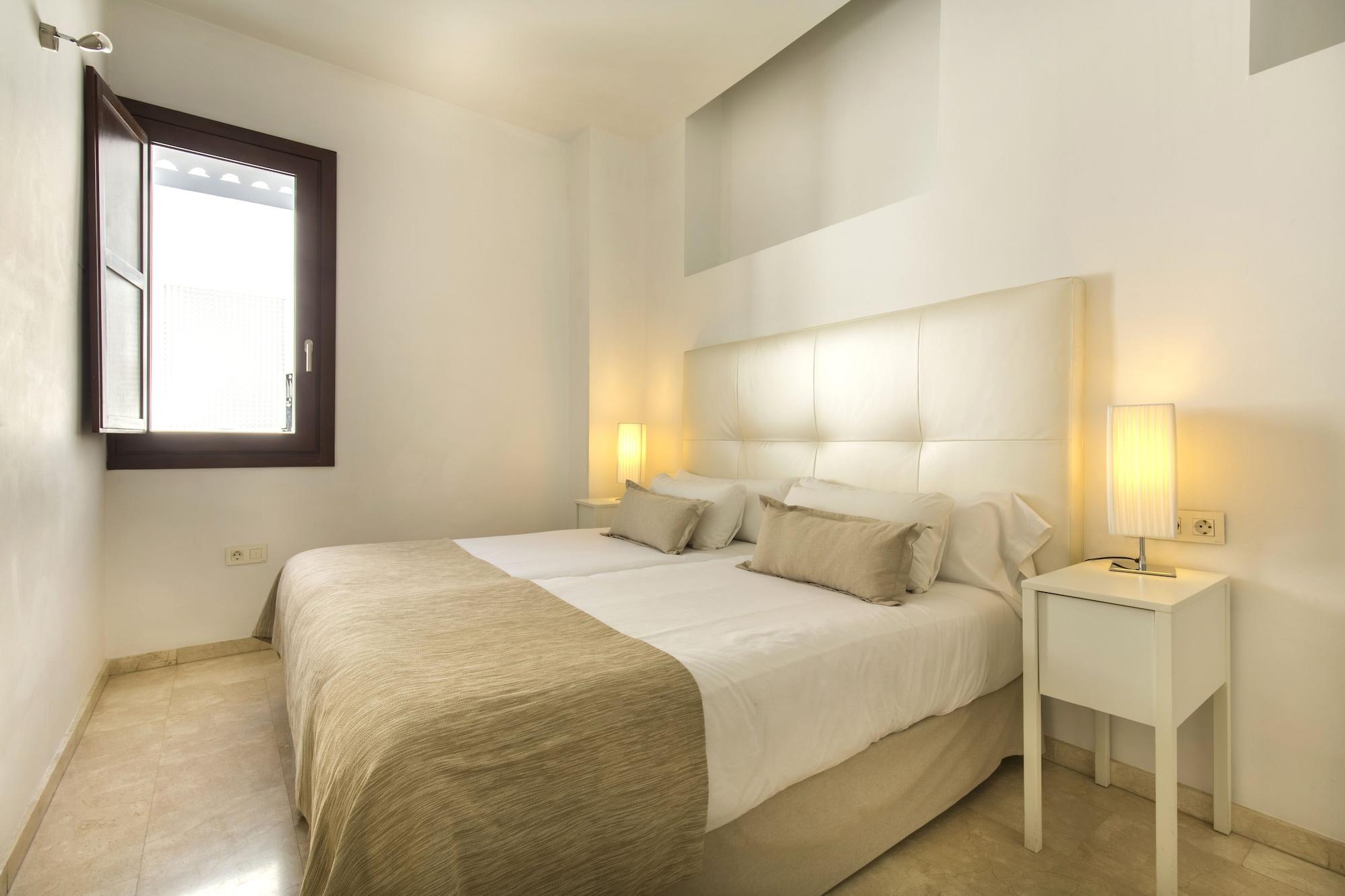 Elvira Suites Гранада Экстерьер фото