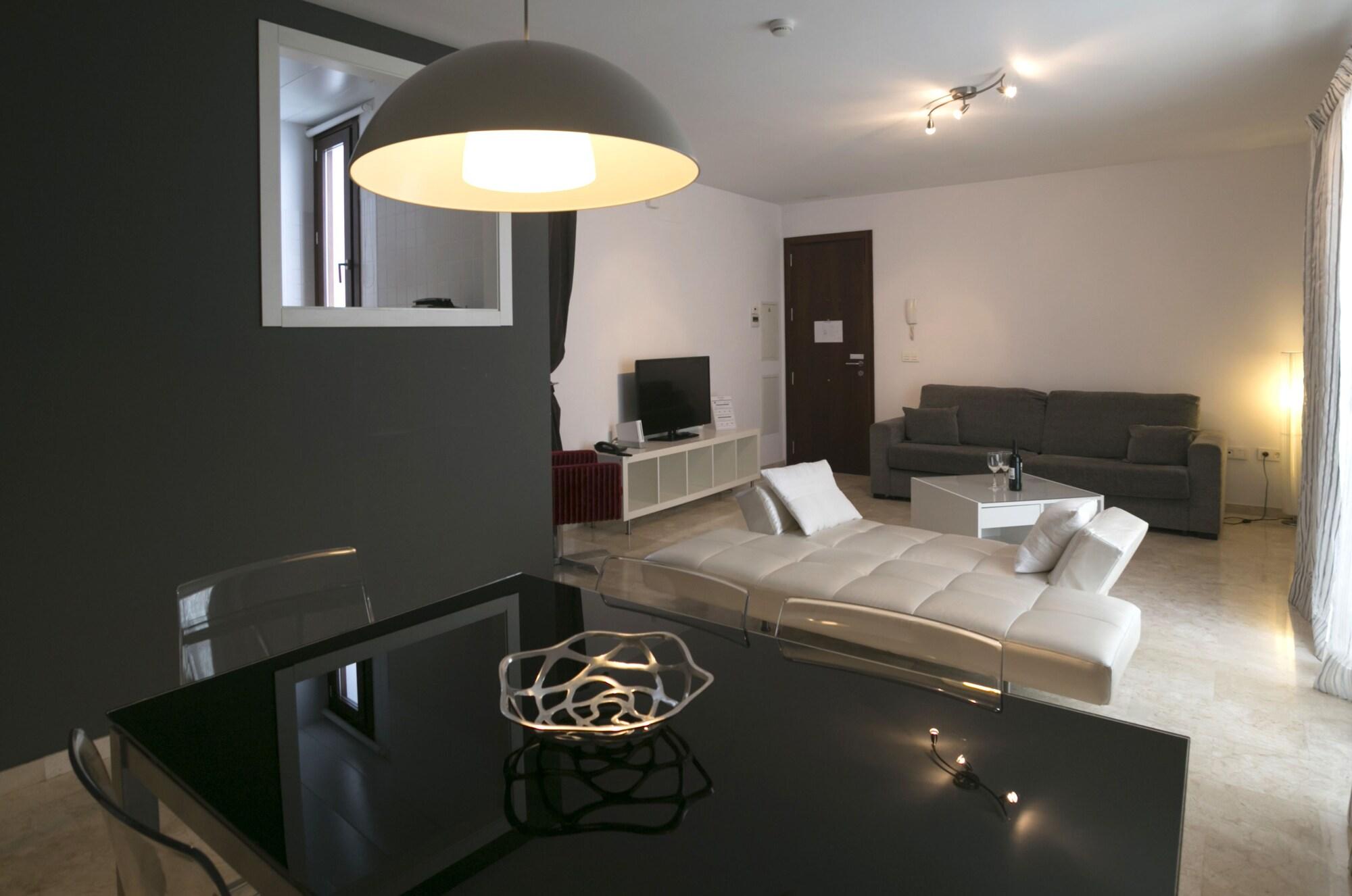 Elvira Suites Гранада Экстерьер фото