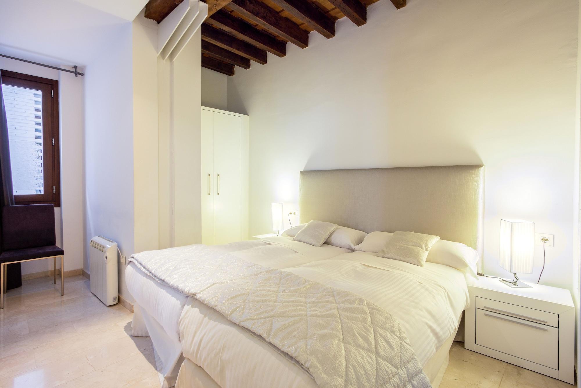 Elvira Suites Гранада Экстерьер фото