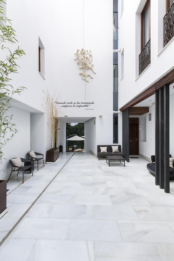 Elvira Suites Гранада Экстерьер фото